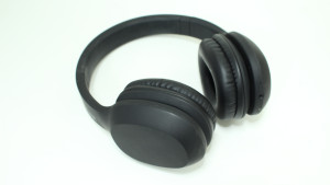 Bluetooth гарнітура Celebrat A18