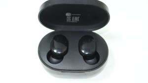 Bluetooth гарнитура Xiaomi Mi True Earbuds Basic 2