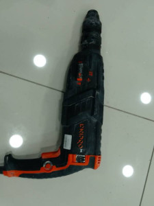 Перфоратор Dnipro-M RH-100Q