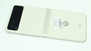 Мобильный телефон Motorola Razr 40 8/256GB