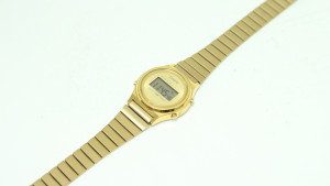 Часы электронные Casio LA 700WE