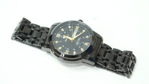 Часы кварцевые POEDAGAR 936B