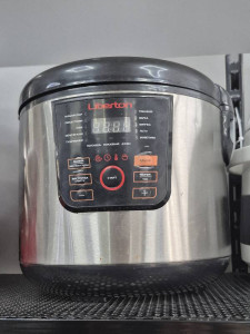 Мультиварка Liberton LMC-5913