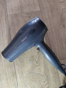 Фен Philips HP4935