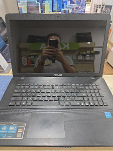 Ноутбук ASUS X751S