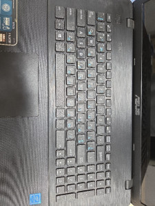 Ноутбук ASUS X751S