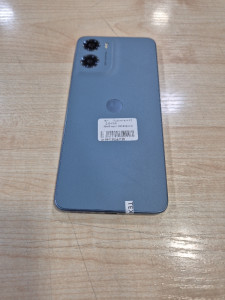 Мобільний телефон Motorola E15 2/64GB