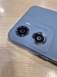 Мобільний телефон Motorola E15 2/64GB