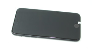 Мобільний телефон iPhone SE 2020 64GB