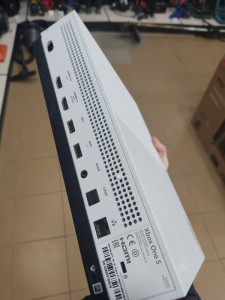 Ігрова консоль Microsoft Xbox One S 1Tb