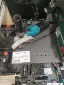 Болгарка Makita 9558HN
