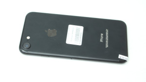 Мобільний телефон iPhone 7 32Gb