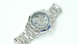 Часы механические Winner