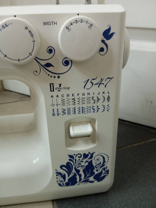 Швейна машина Janome 1547