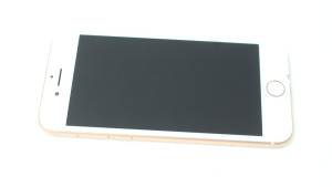 Мобільний телефон iPhone 8 64Gb