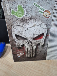 Игровая консоль Microsoft Xbox One S 500Gb