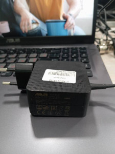 Ноутбук ASUS X515E