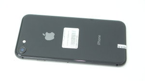 Мобільний телефон iPhone 8 64Gb