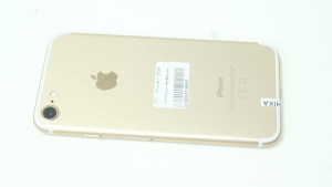 Мобильный телефон iPhone 7 32Gb