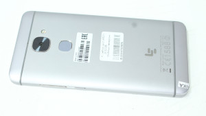 Мобильный телефон LeEco Le 2 (X527) (3/32GB)