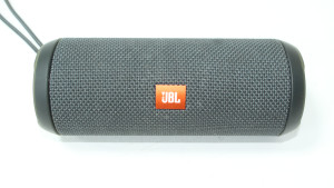 Портативная акустика JBL ESSENTIAL
