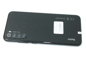 Мобільний телефон Xiaomi Redmi Note 8 4 / 128GB