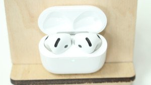 Bluetooth гарнитура Apple AirPods (A3058, A3050, A3053)