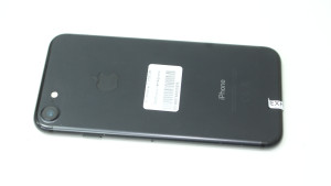 Мобильный телефон iPhone 7 256Gb