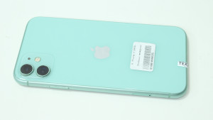 Мобильный телефон iPhone 11 64GB