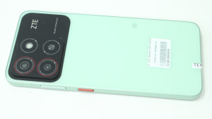 Мобильный телефон ZTE Blade A35 2/64GB