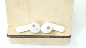 Bluetooth гарнитура JBL Tune Beam