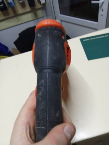 Дрель ударная Black&Decker BEH 200