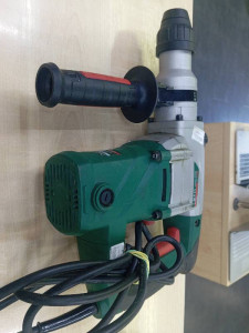 Перфоратор DWT BH09-26