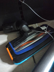 Пылесос PHILIPS FC6718/01