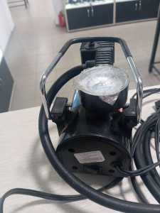 Автокомпрессор Auto assistance AC102-2