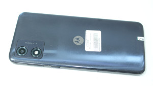 Мобильный телефон Motorola moto E13 8/128GB