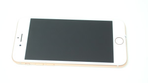 Мобильный телефон iPhone 8 64Gb