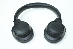 Bluetooth гарнитура JBL TUNE 720BT