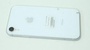 Мобильный телефон iPhone Xr 64GB