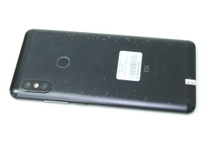 Мобільний телефон Xiaomi Redmi Note 5 3/32GB