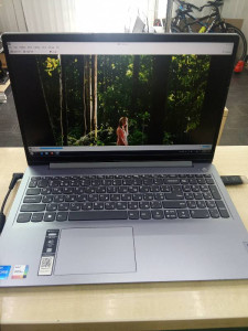 Ноутбук Lenovo IdeaPad 3 15IAU7