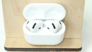 Bluetooth гарнітура Apple AirPods 4 ANC A3059 (A3055, A3056)