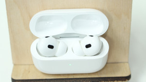 Bluetooth гарнитура AirPods A2968 (A3047, A3048)
