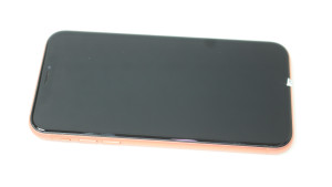 Мобільний телефон iPhone XR 64GB