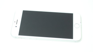 Мобильный телефон iPhone 8 64Gb