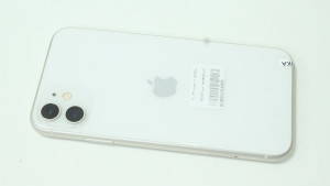 Мобільний телефон iPhone 11 64GB