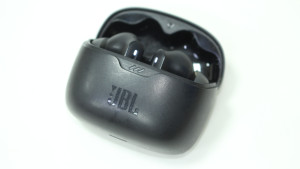Bluetooth гарнитура JBL Tune Beam