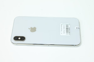 Мобільний телефон iPhone XS 64GB