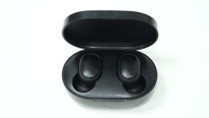 Bluetooth гарнитура Mi True Wireless Earbuds Basic