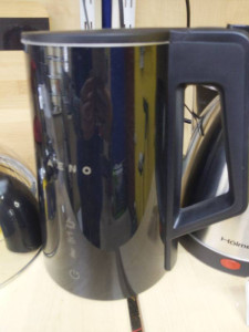 Чайник AENO AEK00075